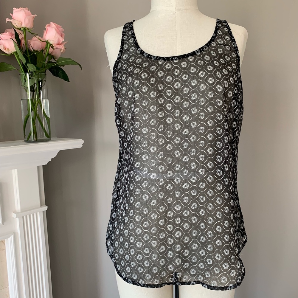 Black and White Old Navy Top